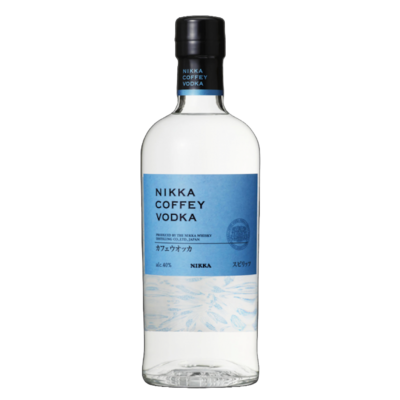 La vodka de Nikka est distillée à partir de maïs et de seigle dans des alambics en cuivre. Elle est filtrée à travers du charbon actif pour une pureté exceptionnelle. Cette vodka se distingue par sa douceur et sa texture veloutée, avec des notes subtiles de céréales et de fruits blancs. Idéale à déguster pure ou en cocktail.