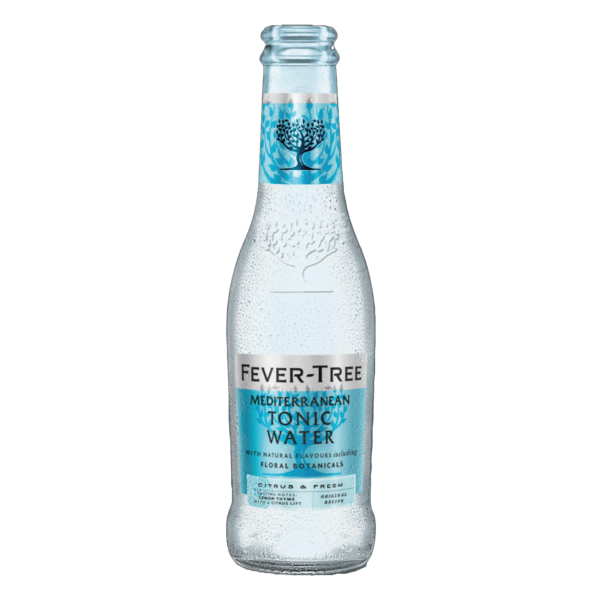 Fever-Tree Mediterranean Tonic Water combine des huiles essentielles de thym citronné et de romarin de Provence avec de la quinine de qualité supérieure, créant un tonic floral et délicat. Léger et peu calorique, il accompagne parfaitement les vodkas, gins et spiritueux blancs, sans édulcorants ni arômes artificiels. Avec un équilibre de notes d'agrumes et une amertume subtile, il est idéal pour rehausser vos cocktails ou pour une boisson rafraîchissante sans alcool.